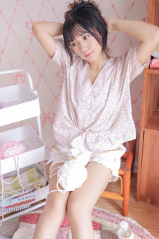 掀美女裙子游戏